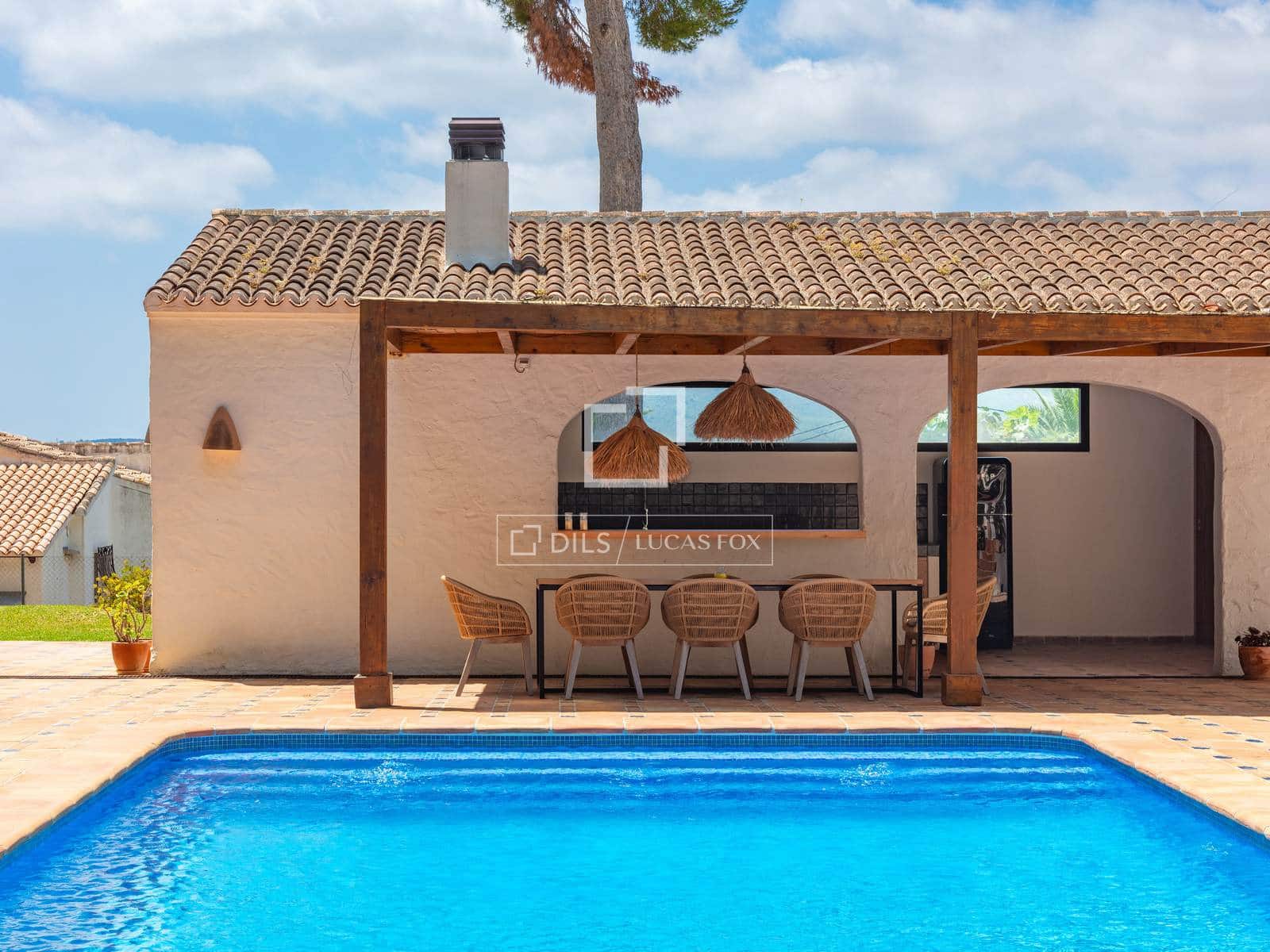 4 sypialnia Willa na sprzedaż w Javea / Xabia z basenem garażem - 1 550 000 € (Ref: 9914796)