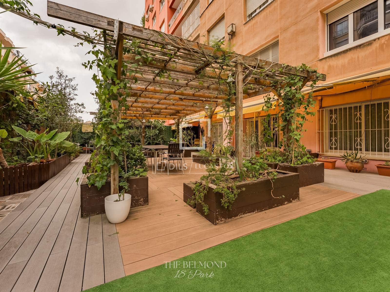 6 sypialnia Apartament na sprzedaż w Miasto Barcelona z garażem - 4 600 000 € (Ref: 9914797)