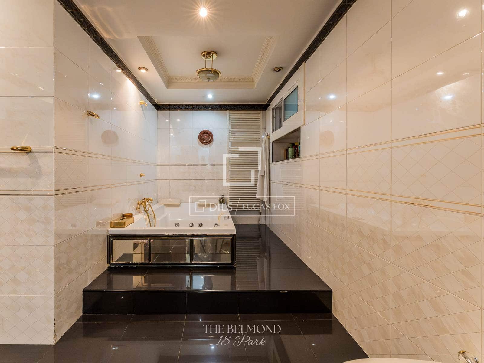 6 sypialnia Apartament na sprzedaż w Miasto Barcelona z garażem - 4 600 000 € (Ref: 9914797)