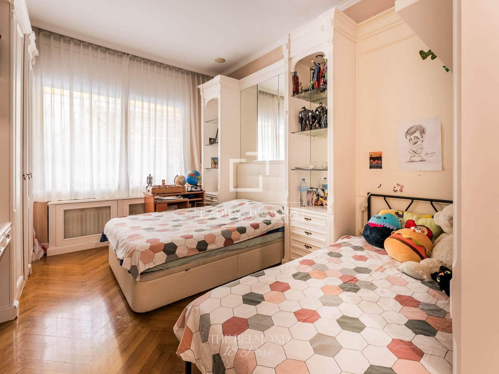 6 sypialnia Apartament na sprzedaż w Miasto Barcelona z garażem - 4 600 000 € (Ref: 9914797)