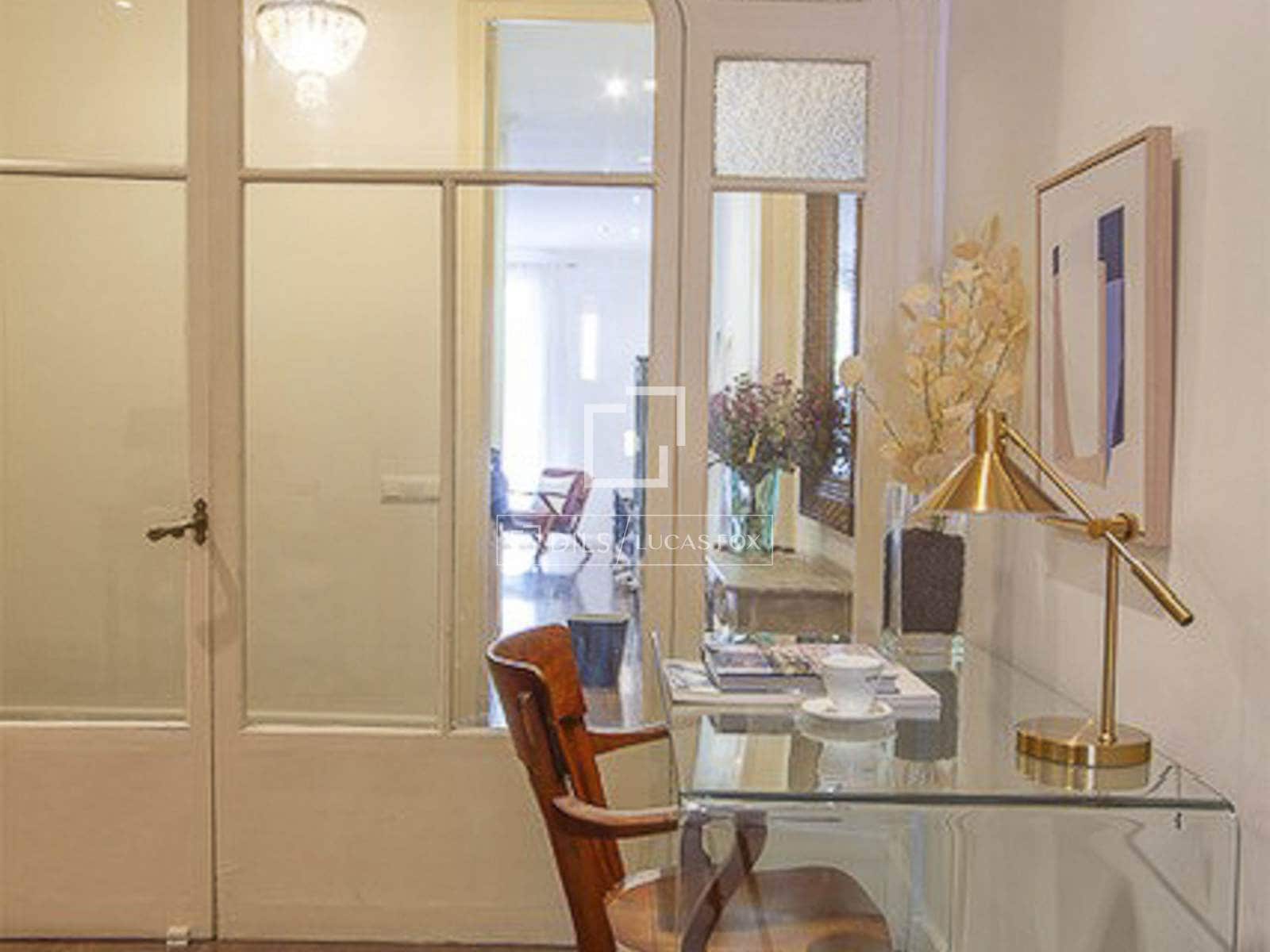 2 bedroom Apartment for sale in Barcelona city - € 615,000 (Ref: 9914916)