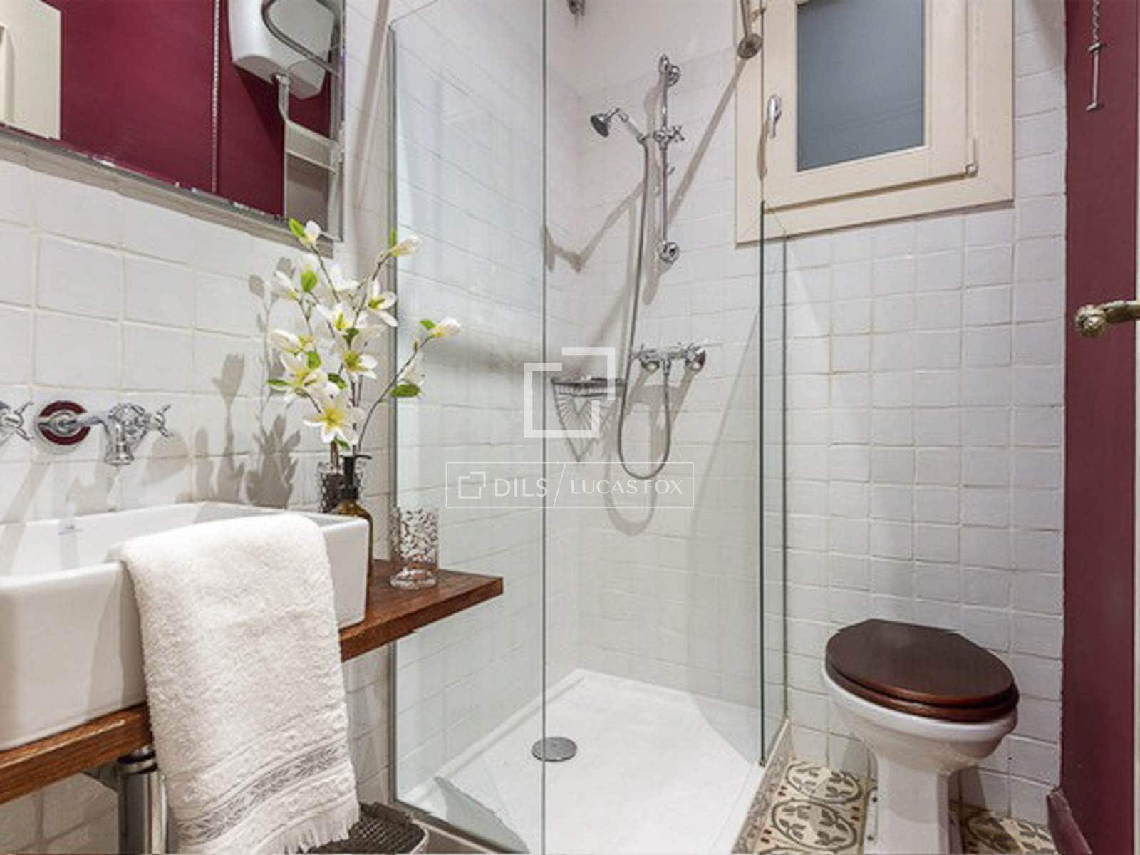 2 bedroom Apartment for sale in Barcelona city - € 615,000 (Ref: 9914916)