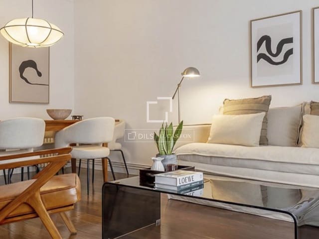 2 bedroom Apartment for sale in Barcelona city - € 615,000 (Ref: 9914916)