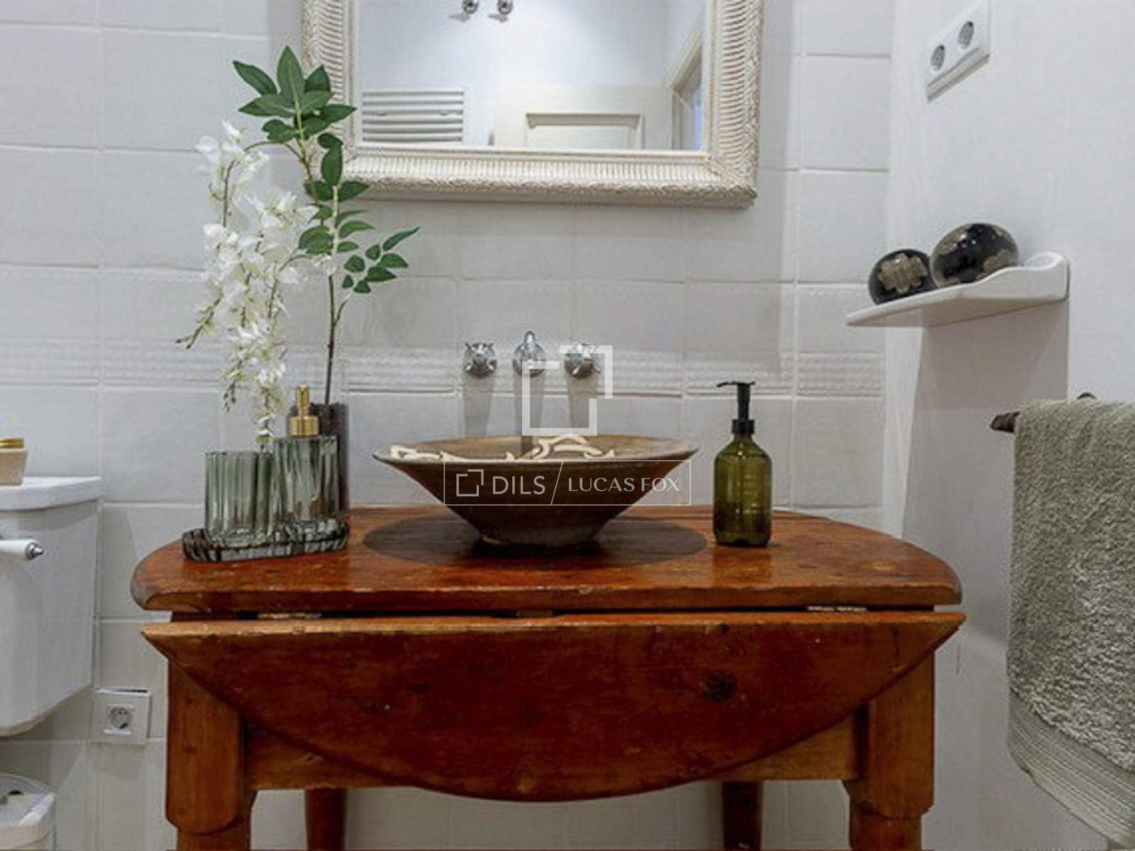 2 bedroom Apartment for sale in Barcelona city - € 615,000 (Ref: 9914916)