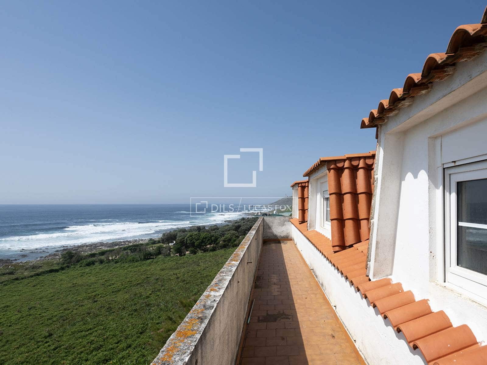 7 bedroom Villa for sale in Oia with pool garage - € 700,000 (Ref: 9914919)