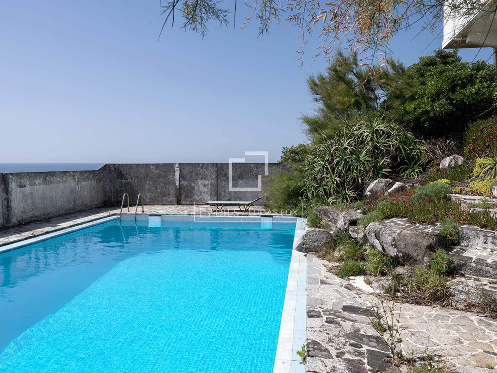 7 bedroom Villa for sale in Oia with pool garage - € 700,000 (Ref: 9914919)