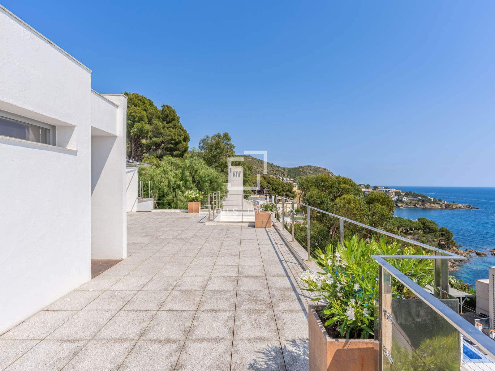 Chalet de 4 habitaciones en Roses en venta con piscina garaje - 1.850.000 € (Ref: 9914975)
