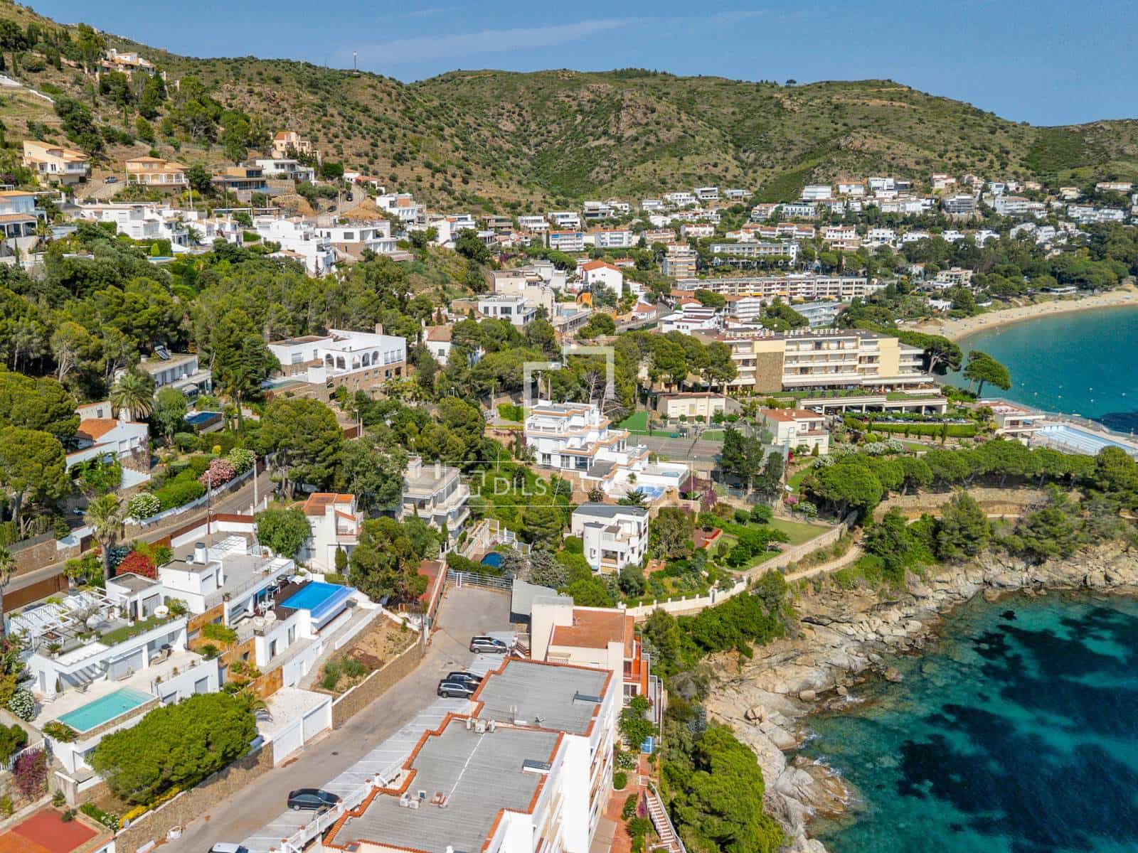 Chalet de 4 habitaciones en Roses en venta con piscina garaje - 1.850.000 € (Ref: 9914975)