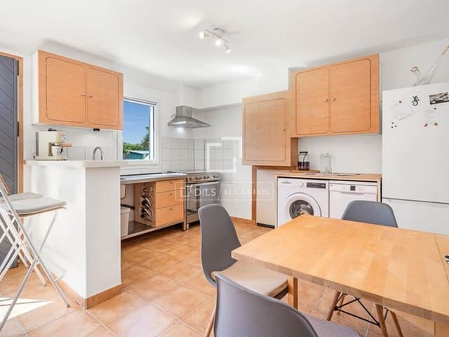 4 quarto Moradia para venda em Es Mercadal com piscina garagem - 935 000 € (Ref: 9914976)