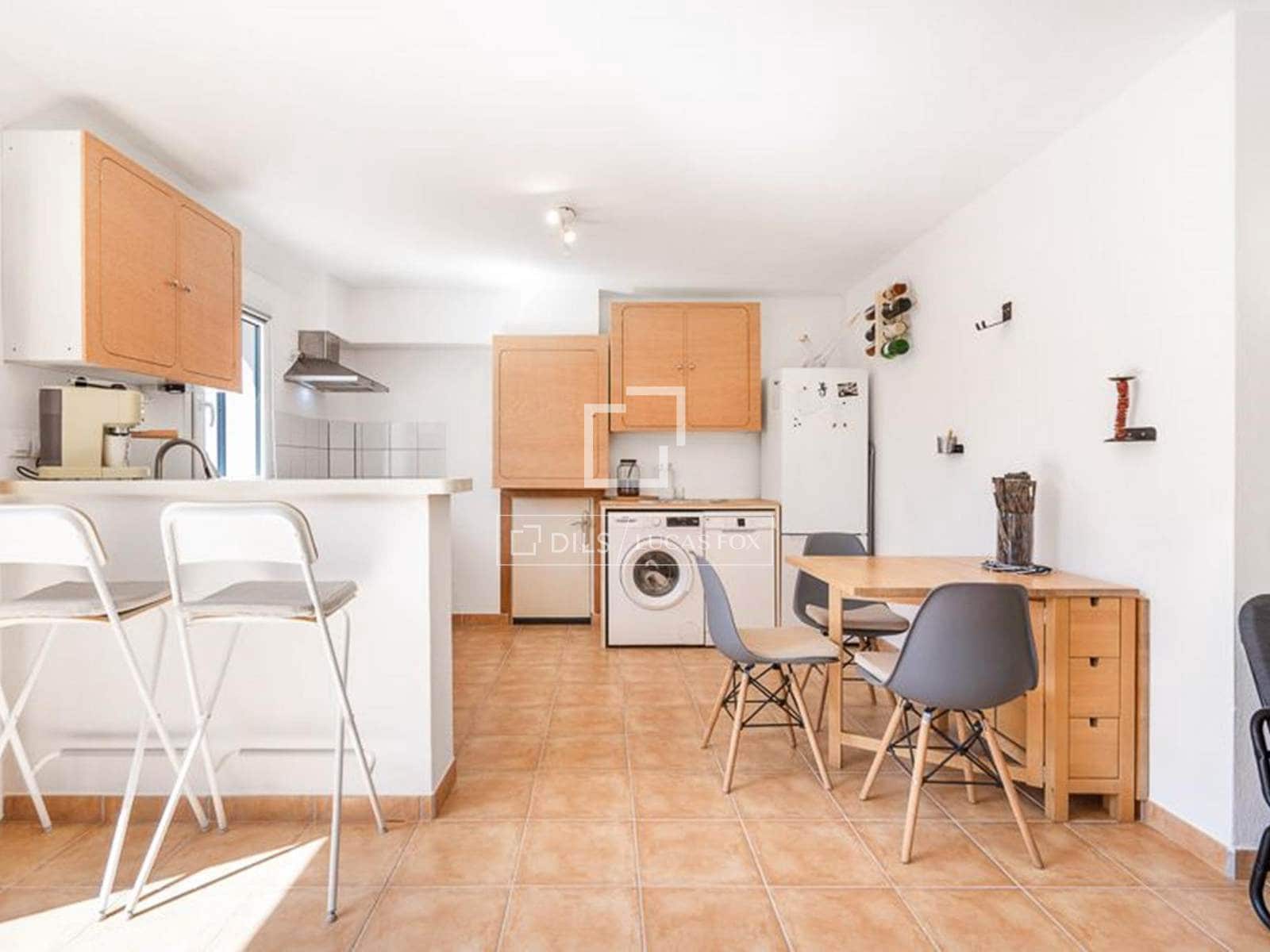 4 quarto Moradia para venda em Es Mercadal com piscina garagem - 935 000 € (Ref: 9914976)
