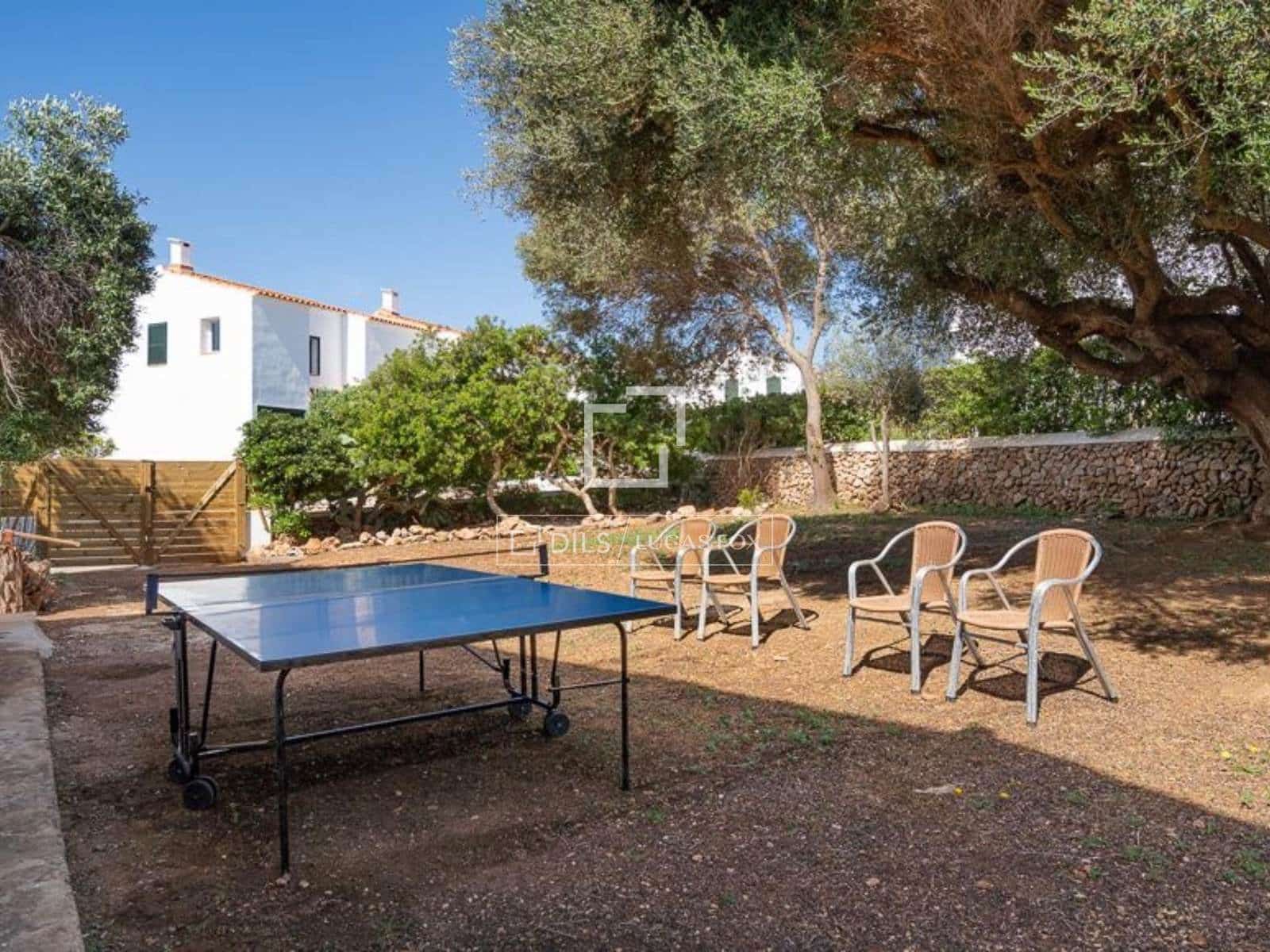 4 quarto Moradia para venda em Es Mercadal com piscina garagem - 935 000 € (Ref: 9914976)