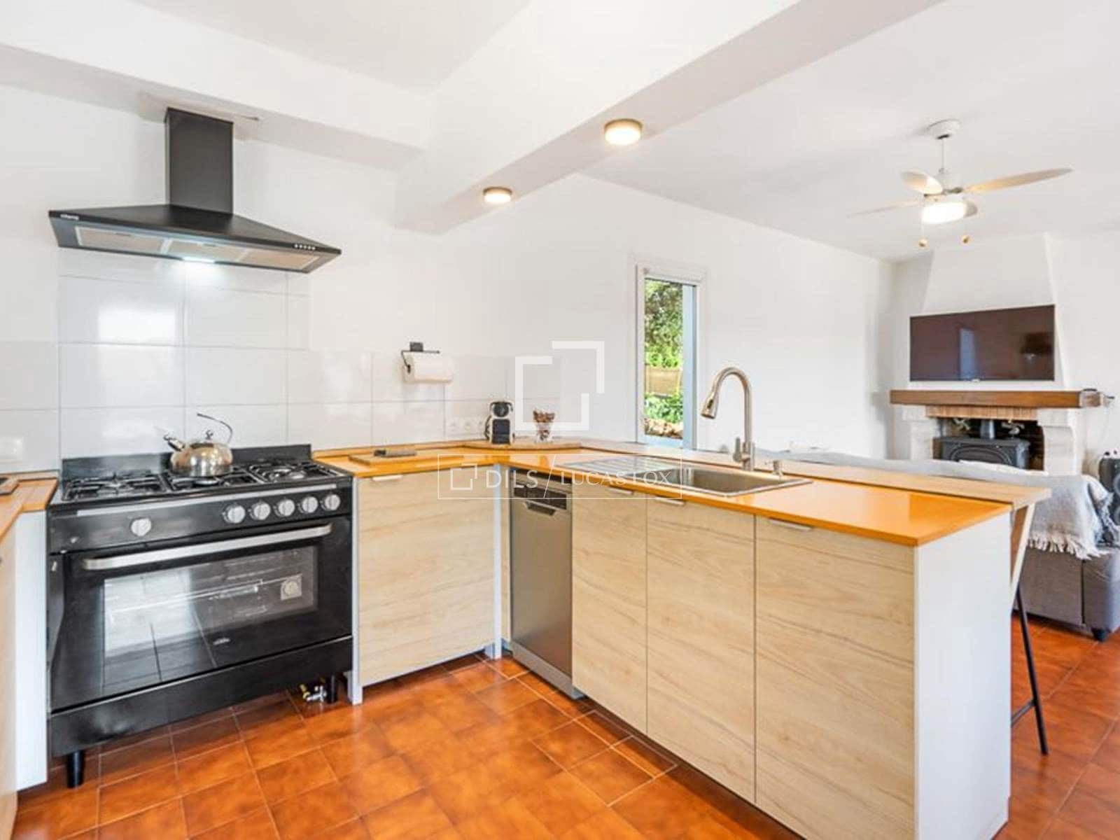 4 quarto Moradia para venda em Es Mercadal com piscina garagem - 935 000 € (Ref: 9914976)