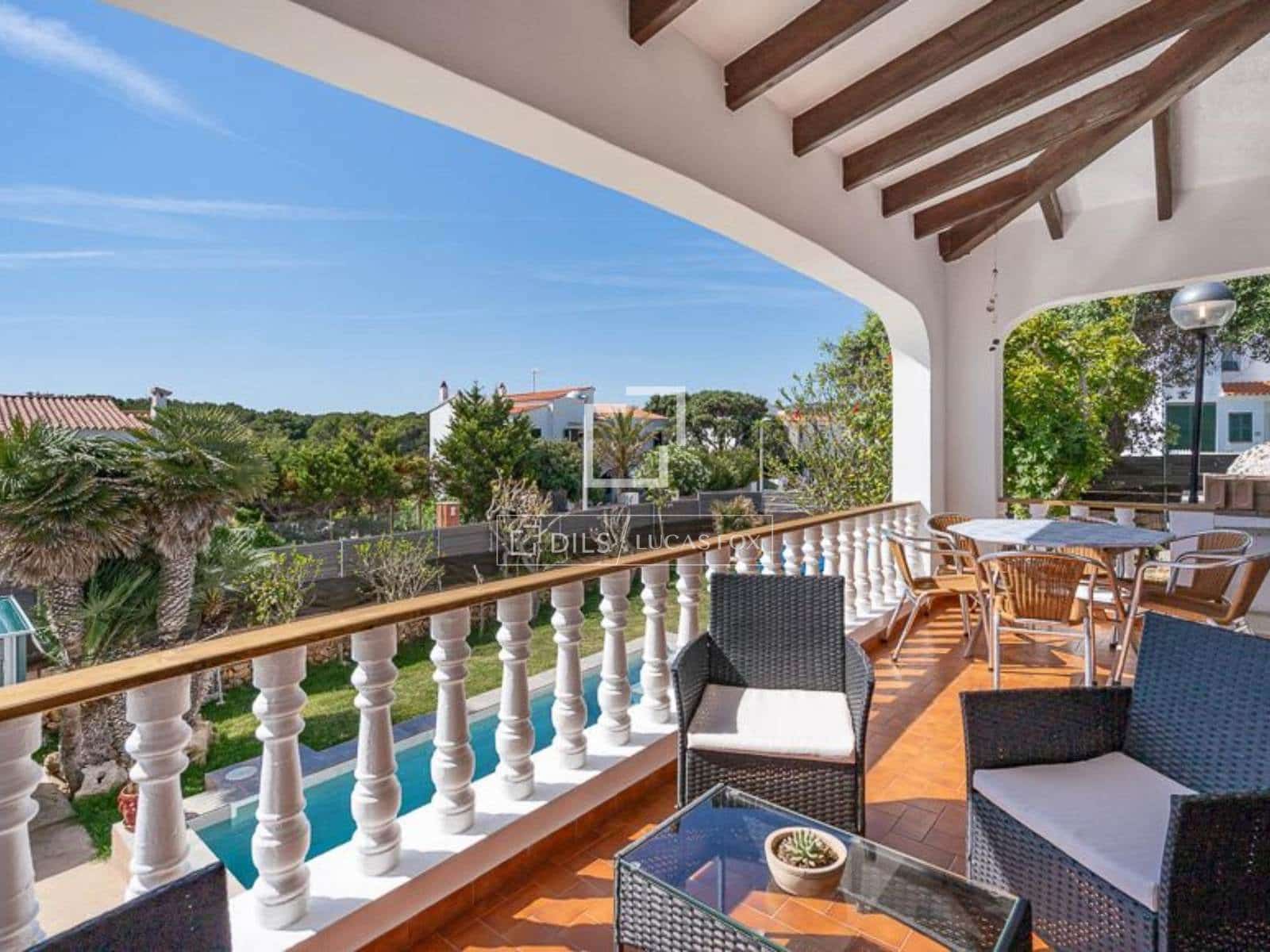 4 quarto Moradia para venda em Es Mercadal com piscina garagem - 935 000 € (Ref: 9914976)