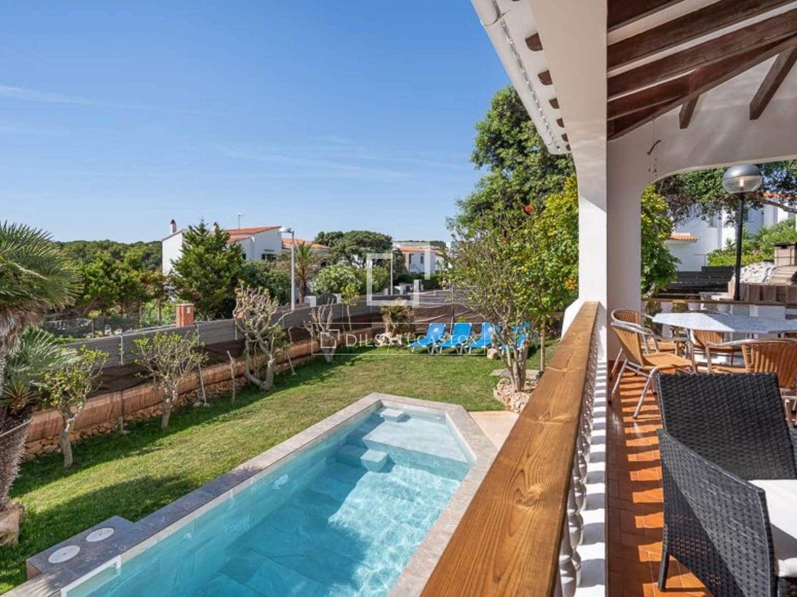 4 quarto Moradia para venda em Es Mercadal com piscina garagem - 935 000 € (Ref: 9914976)