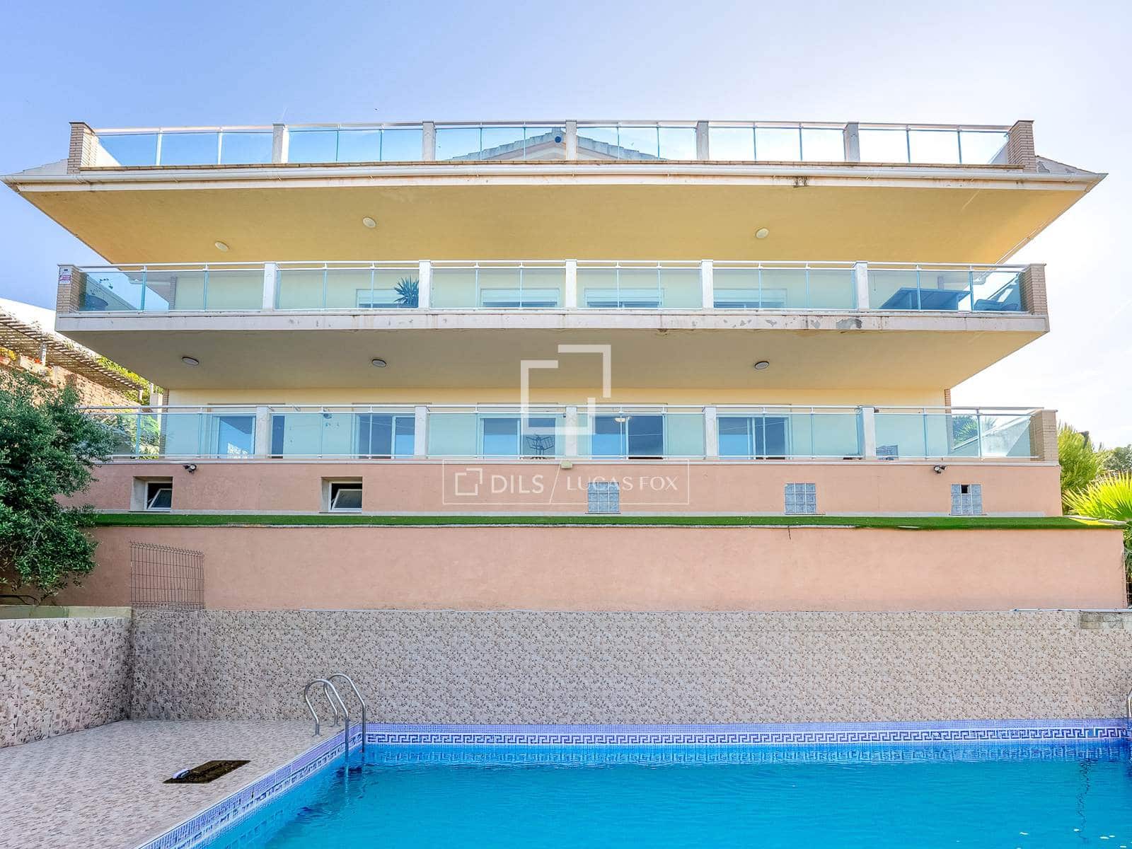 5 sovrum Villa till salu i Salou med pool garage - 750 000 € (Ref: 9915066)