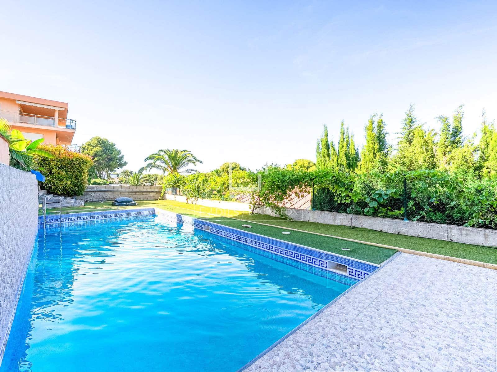 5 sovrum Villa till salu i Salou med pool garage - 750 000 € (Ref: 9915066)