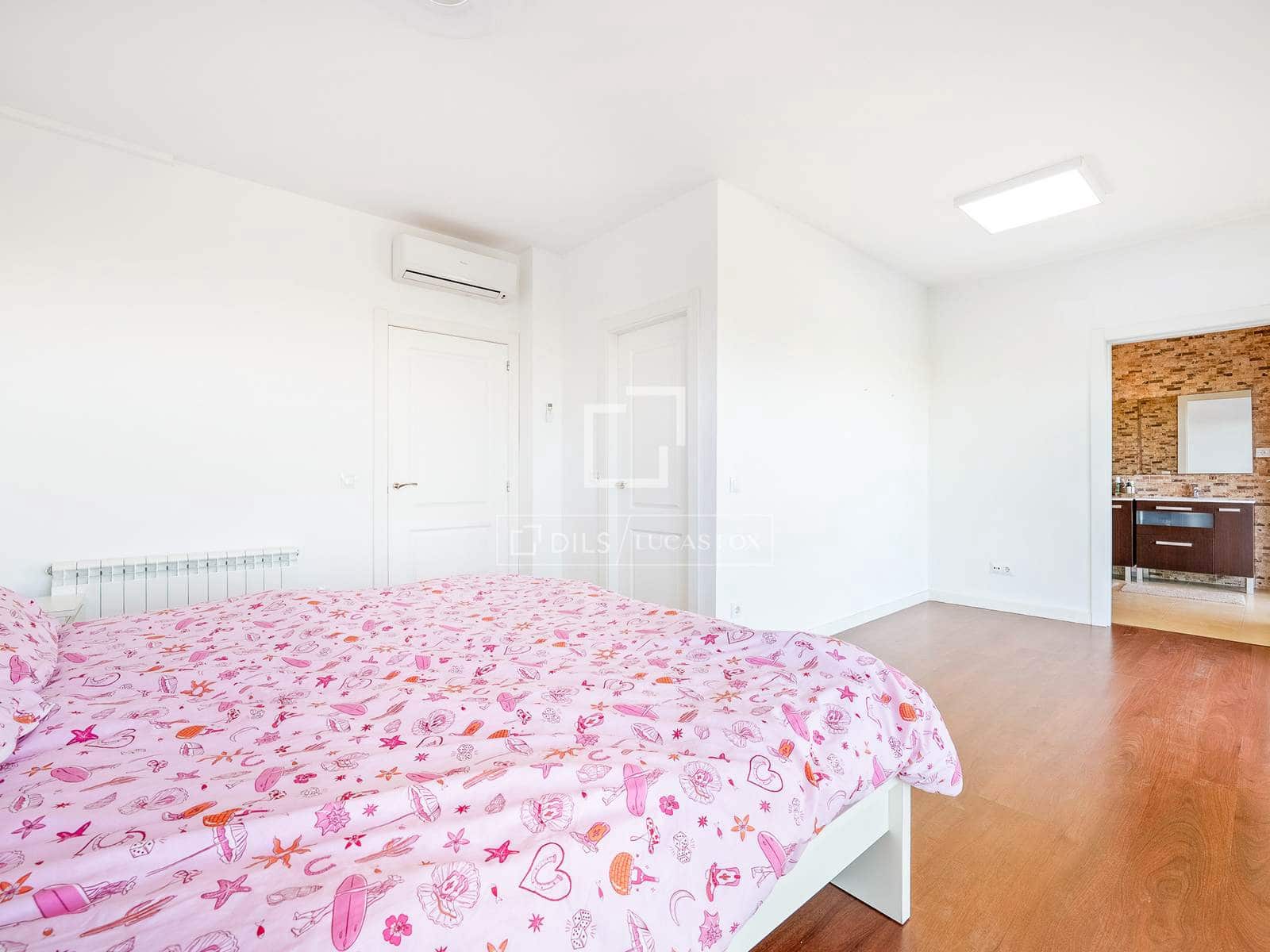 5 sovrum Villa till salu i Salou med pool garage - 750 000 € (Ref: 9915066)
