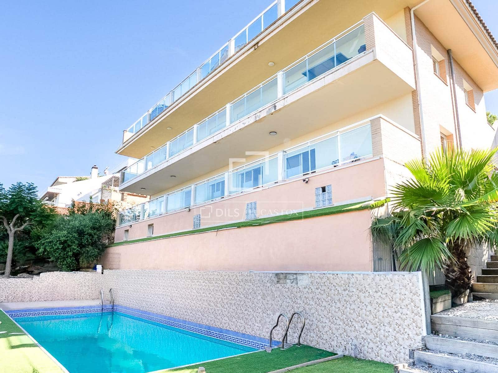 5 sovrum Villa till salu i Salou med pool garage - 750 000 € (Ref: 9915066)
