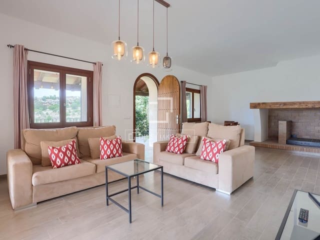 4 bedroom Finca/Country House for sale in Puntiró, Palma de Mallorca with pool garage - € 1,820,000 (Ref: 9918602)