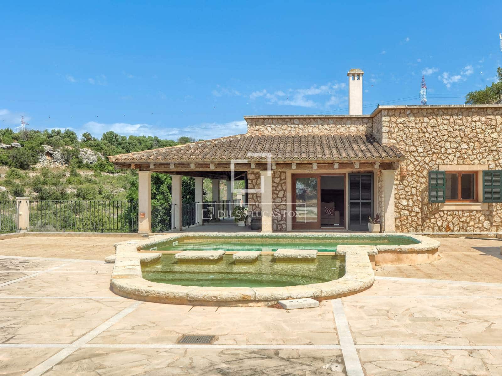 4 bedroom Finca/Country House for sale in Puntiro with pool garage - € 1,820,000 (Ref: 9918602)