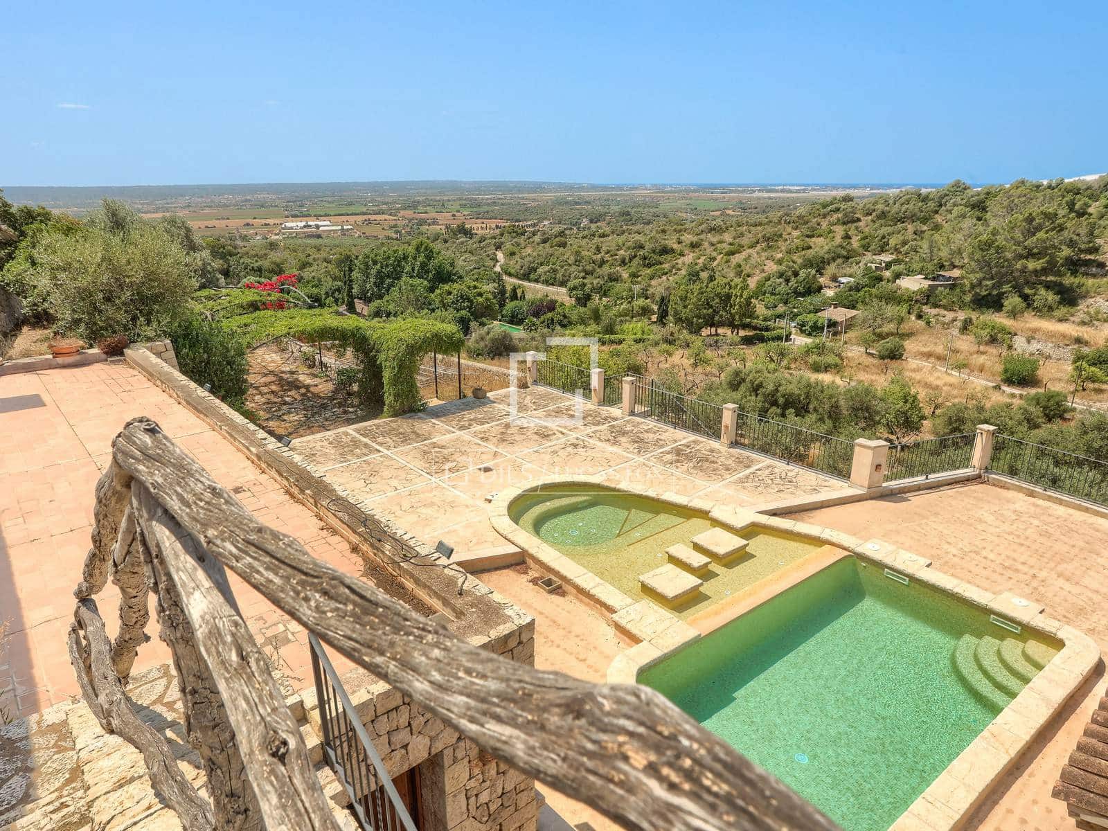 4 bedroom Finca/Country House for sale in Puntiro with pool garage - € 1,820,000 (Ref: 9918602)