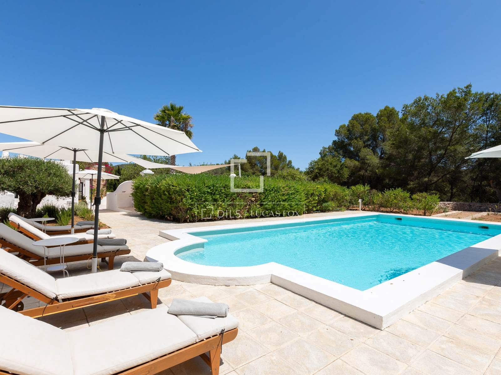 5 slaapkamer Finca/Landhuis te koop in Roca Llisa met zwembad - € 4.995.000 (Ref: 9918739)