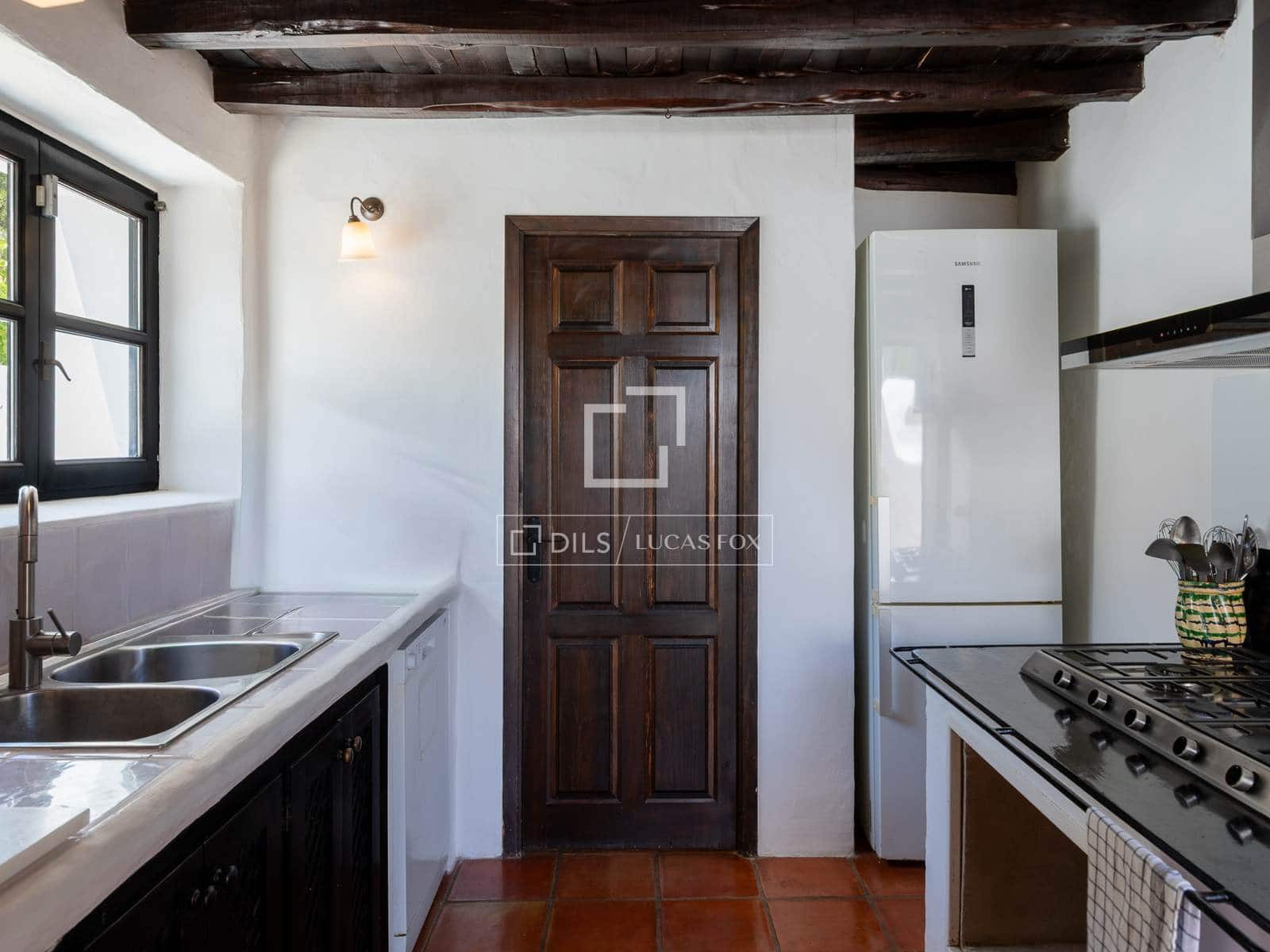 5 slaapkamer Finca/Landhuis te koop in Roca Llisa met zwembad - € 4.995.000 (Ref: 9918739)