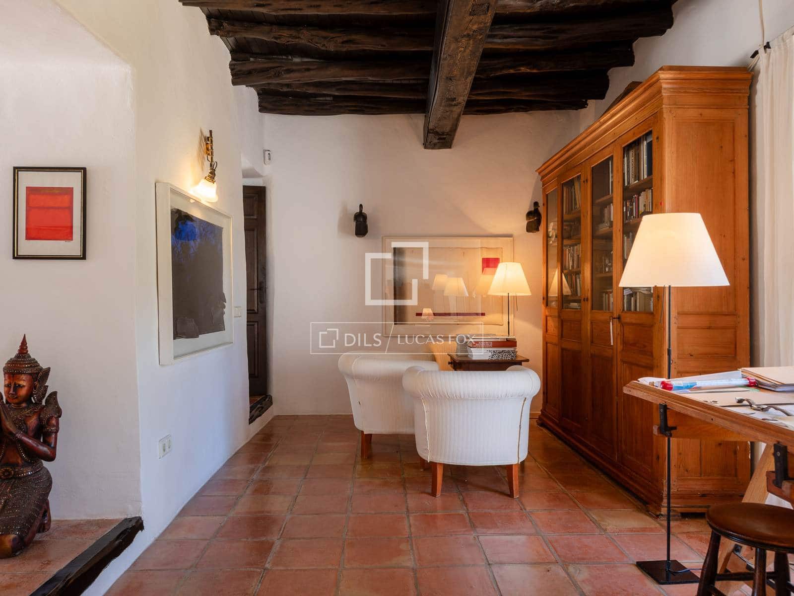 5 slaapkamer Finca/Landhuis te koop in Roca Llisa met zwembad - € 4.995.000 (Ref: 9918739)
