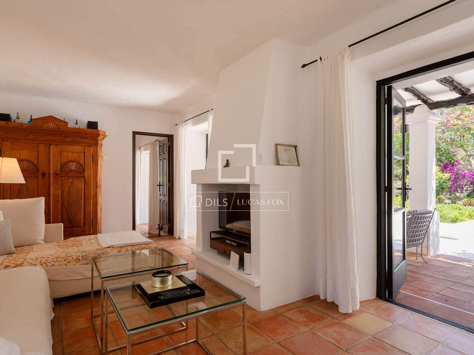 5 slaapkamer Finca/Landhuis te koop in Roca Llisa met zwembad - € 4.995.000 (Ref: 9918739)