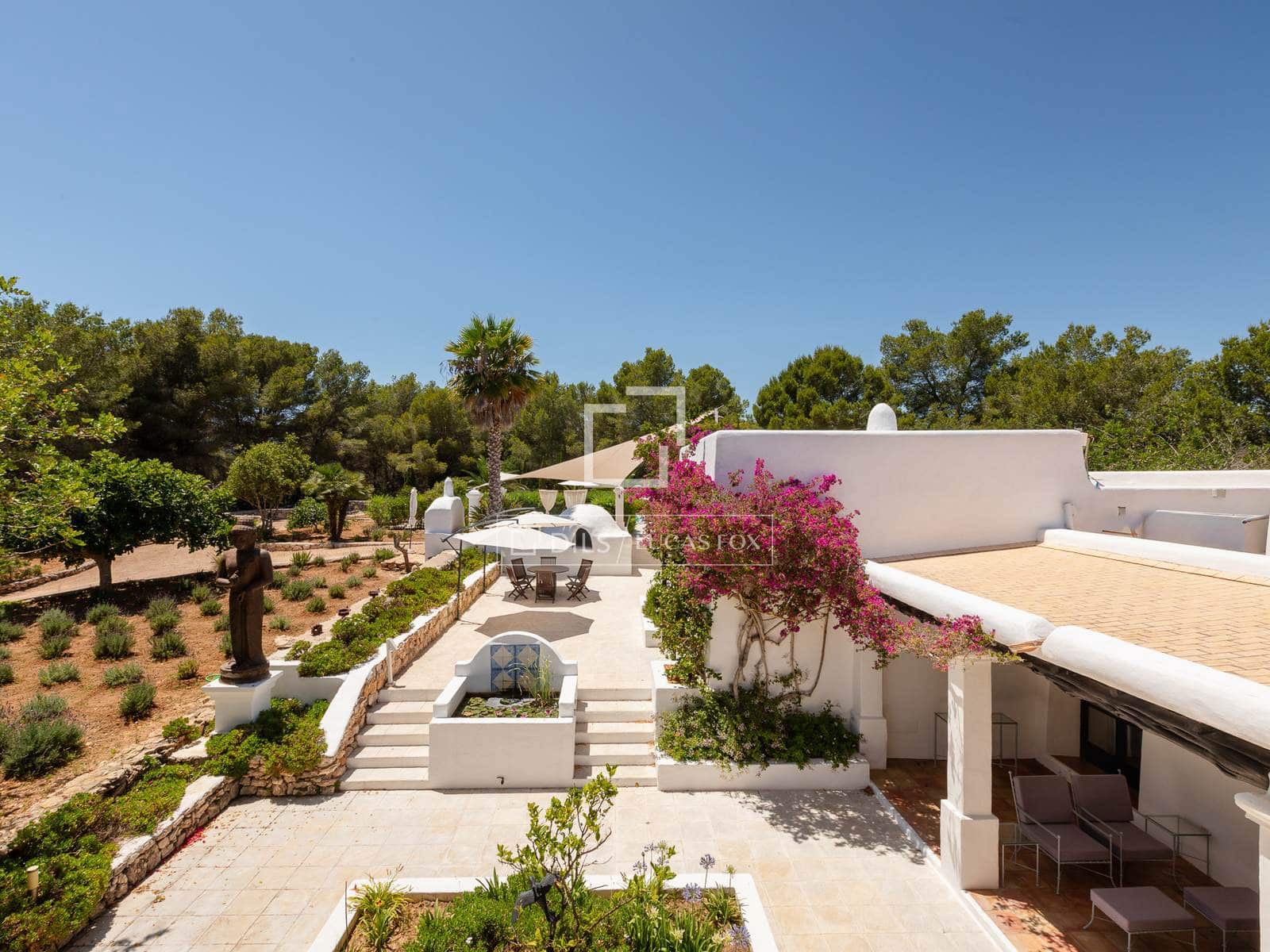 5 slaapkamer Finca/Landhuis te koop in Roca Llisa met zwembad - € 4.995.000 (Ref: 9918739)