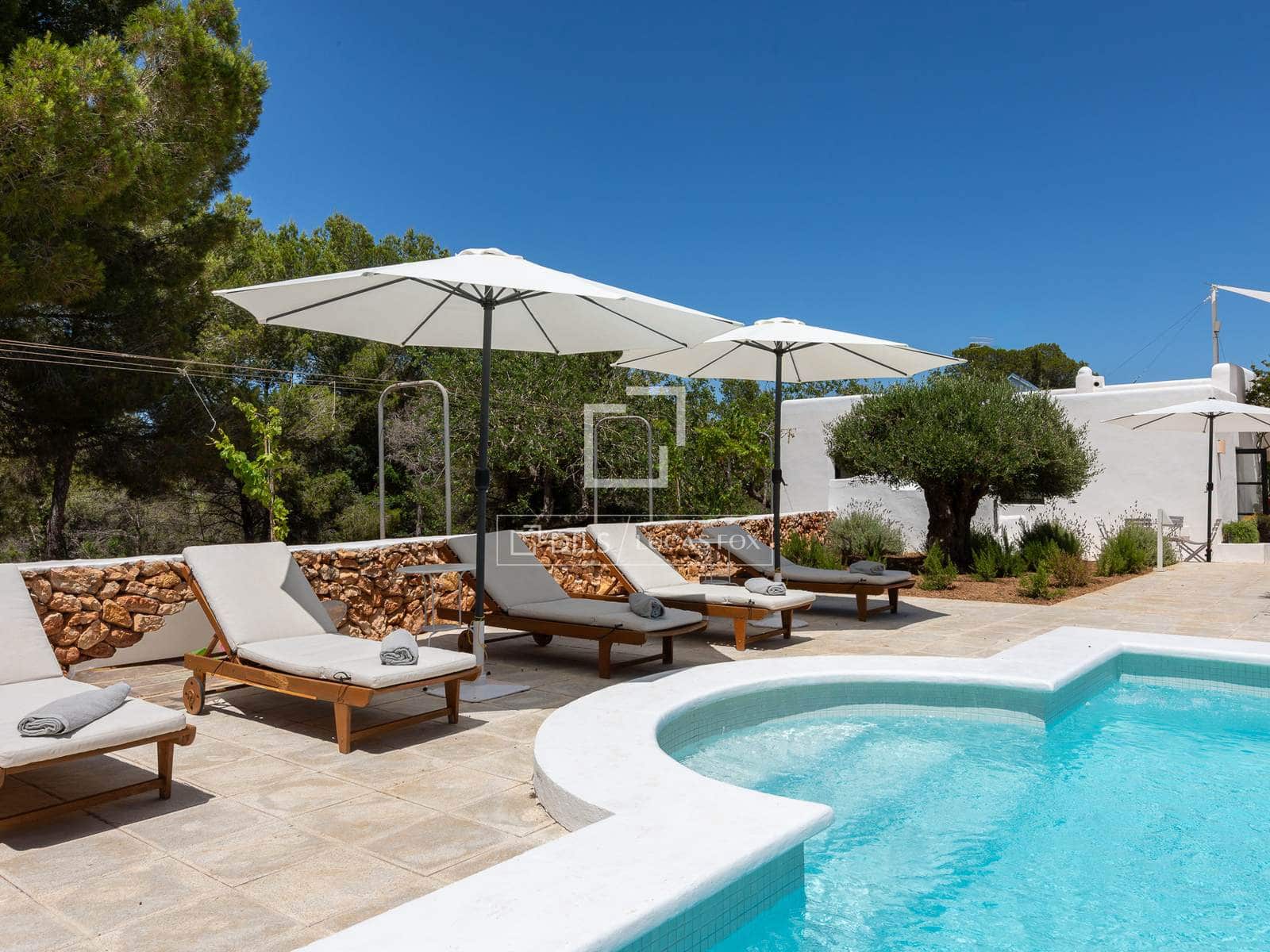 5 slaapkamer Finca/Landhuis te koop in Roca Llisa met zwembad - € 4.995.000 (Ref: 9918739)