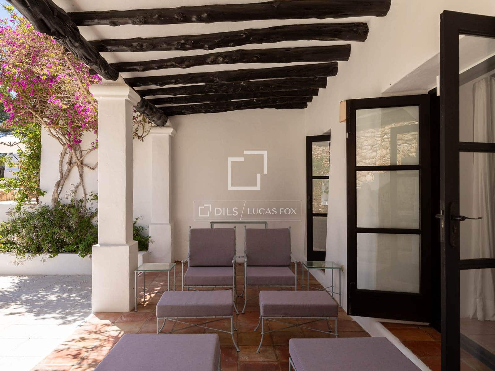 5 slaapkamer Finca/Landhuis te koop in Roca Llisa met zwembad - € 4.995.000 (Ref: 9918739)