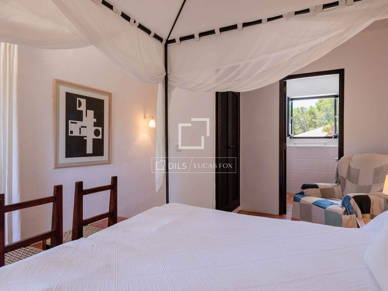 5 slaapkamer Finca/Landhuis te koop in Roca Llisa met zwembad - € 4.995.000 (Ref: 9918739)