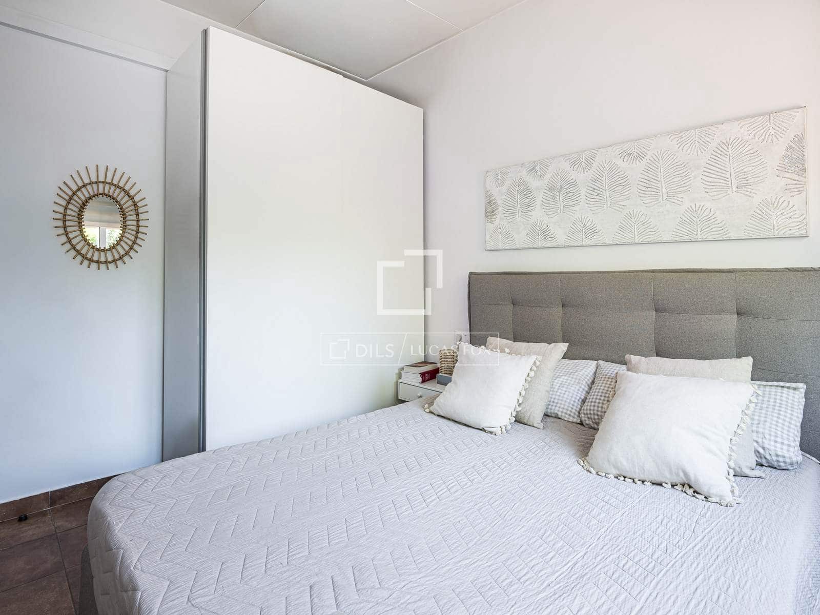 Villa/Maison de 4 chambres à louer à Sant Cugat del Valles - 2 700 € (Ref: 9918741)
