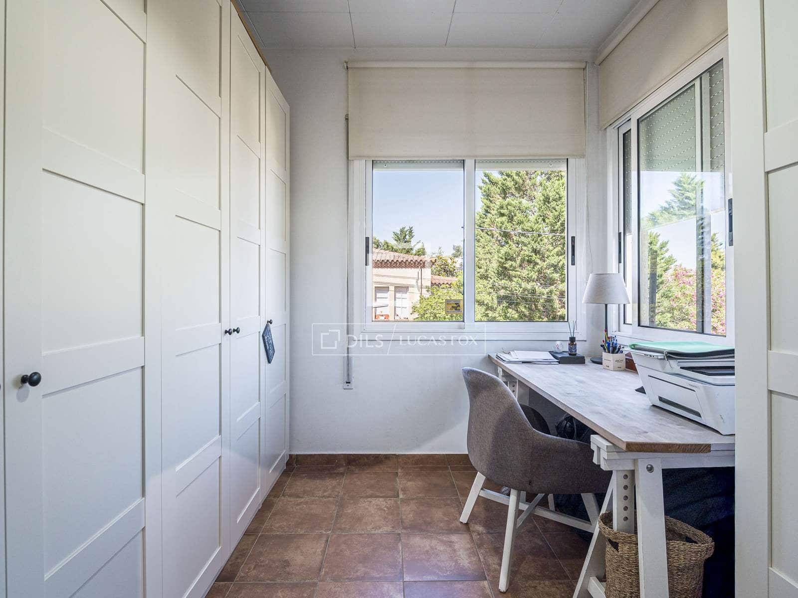 Villa/Maison de 4 chambres à louer à Sant Cugat del Valles - 2 700 € (Ref: 9918741)