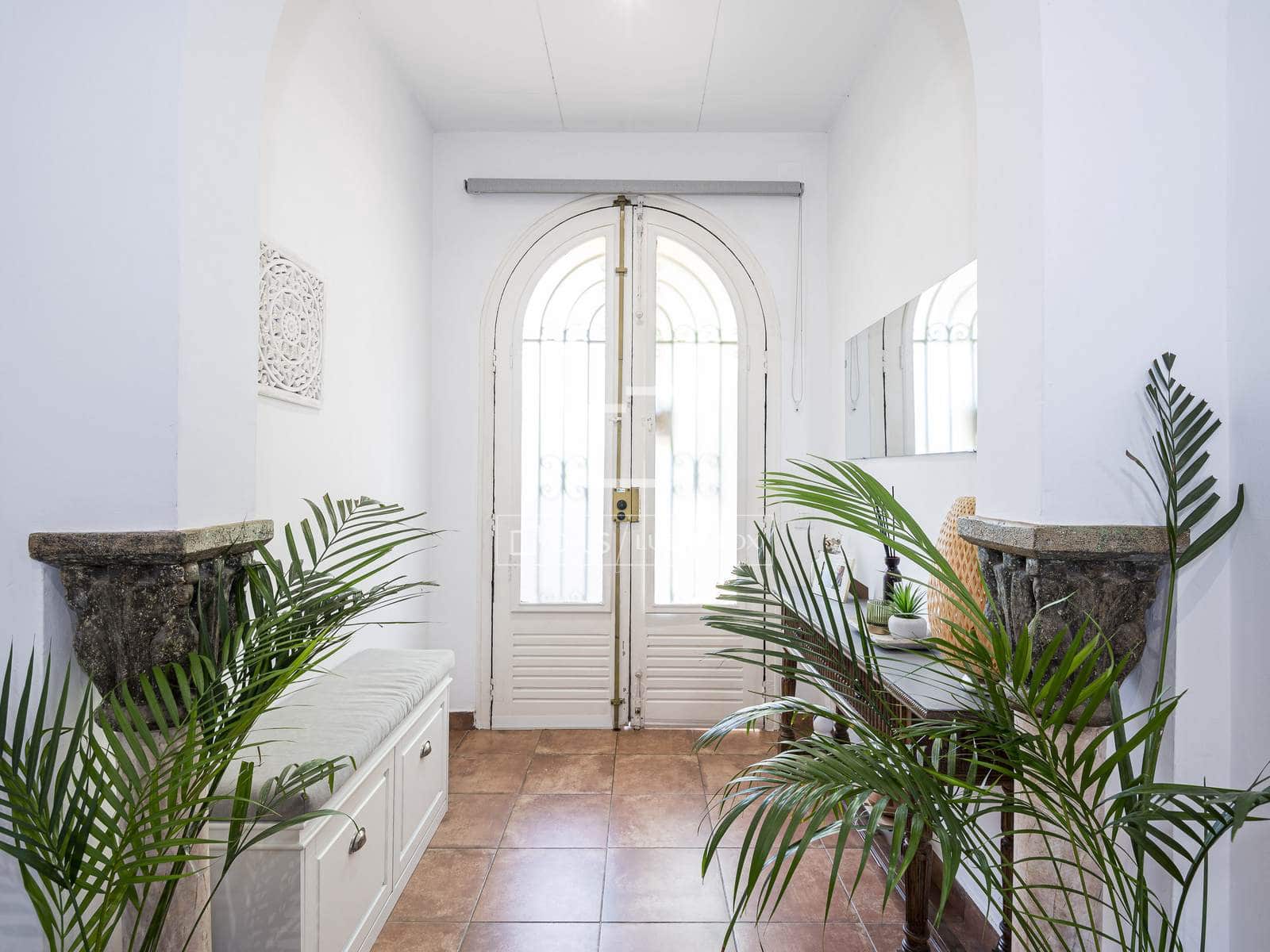 Villa/Maison de 4 chambres à louer à Sant Cugat del Valles - 2 700 € (Ref: 9918741)