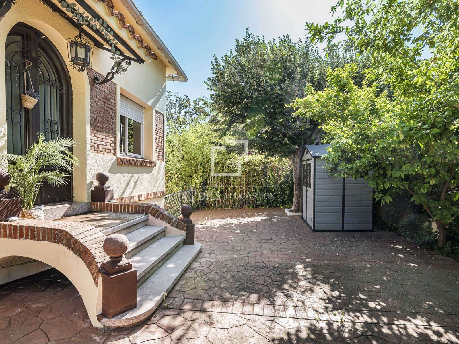 Villa/Maison de 4 chambres à louer à Sant Cugat del Valles - 2 700 € (Ref: 9918741)