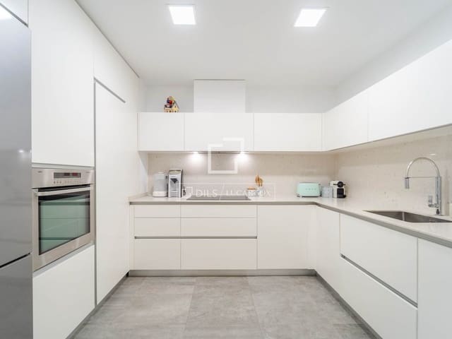 1 makuuhuone Huoneisto myytävänä paikassa Valencia kaupunki - 530 000 € (Ref: 9918742)
