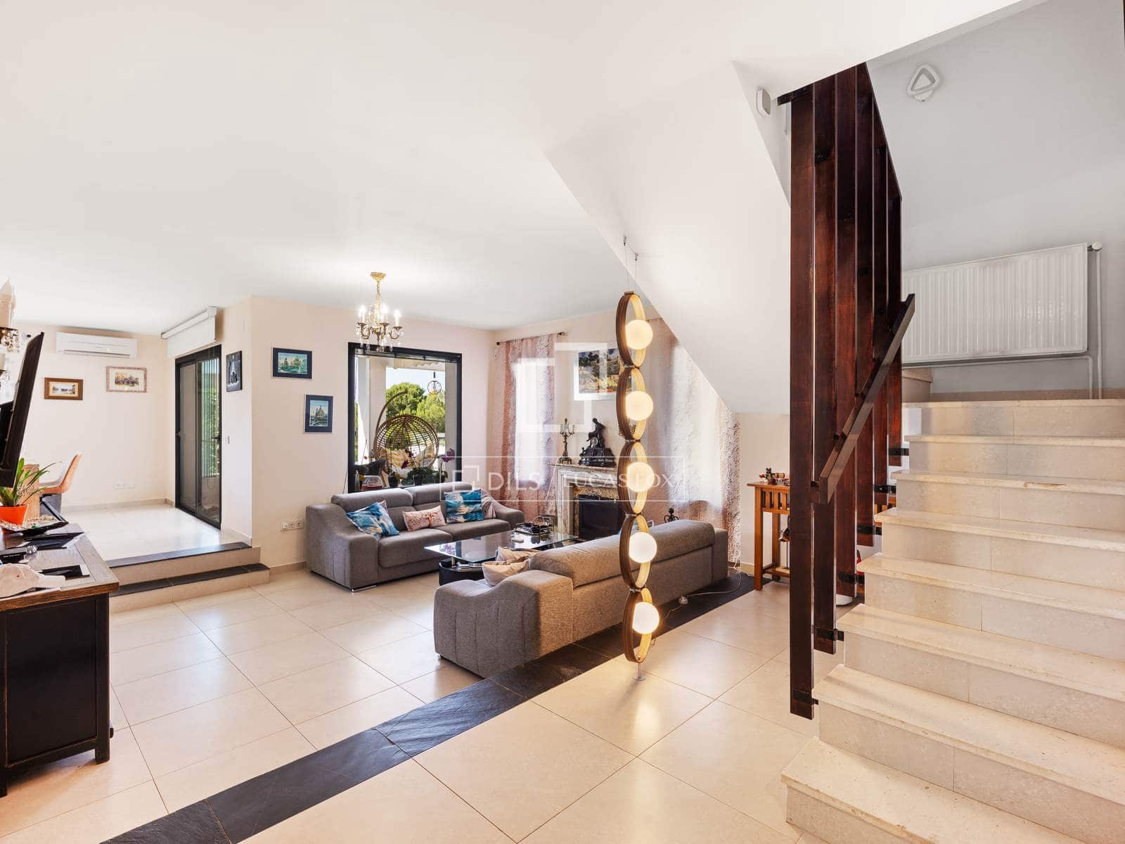 5 slaapkamer Villa te koop in Calpe / Calp met zwembad garage - € 850.000 (Ref: 9918876)