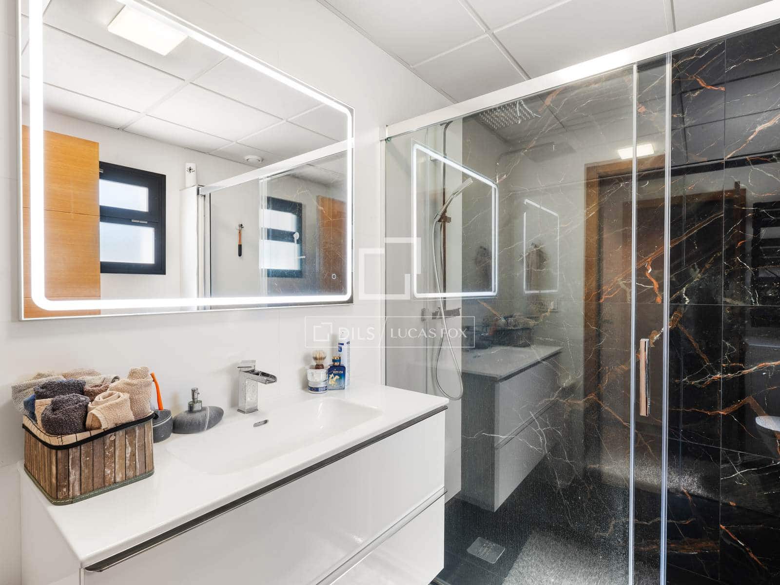 5 slaapkamer Villa te koop in Calpe / Calp met zwembad garage - € 850.000 (Ref: 9918876)