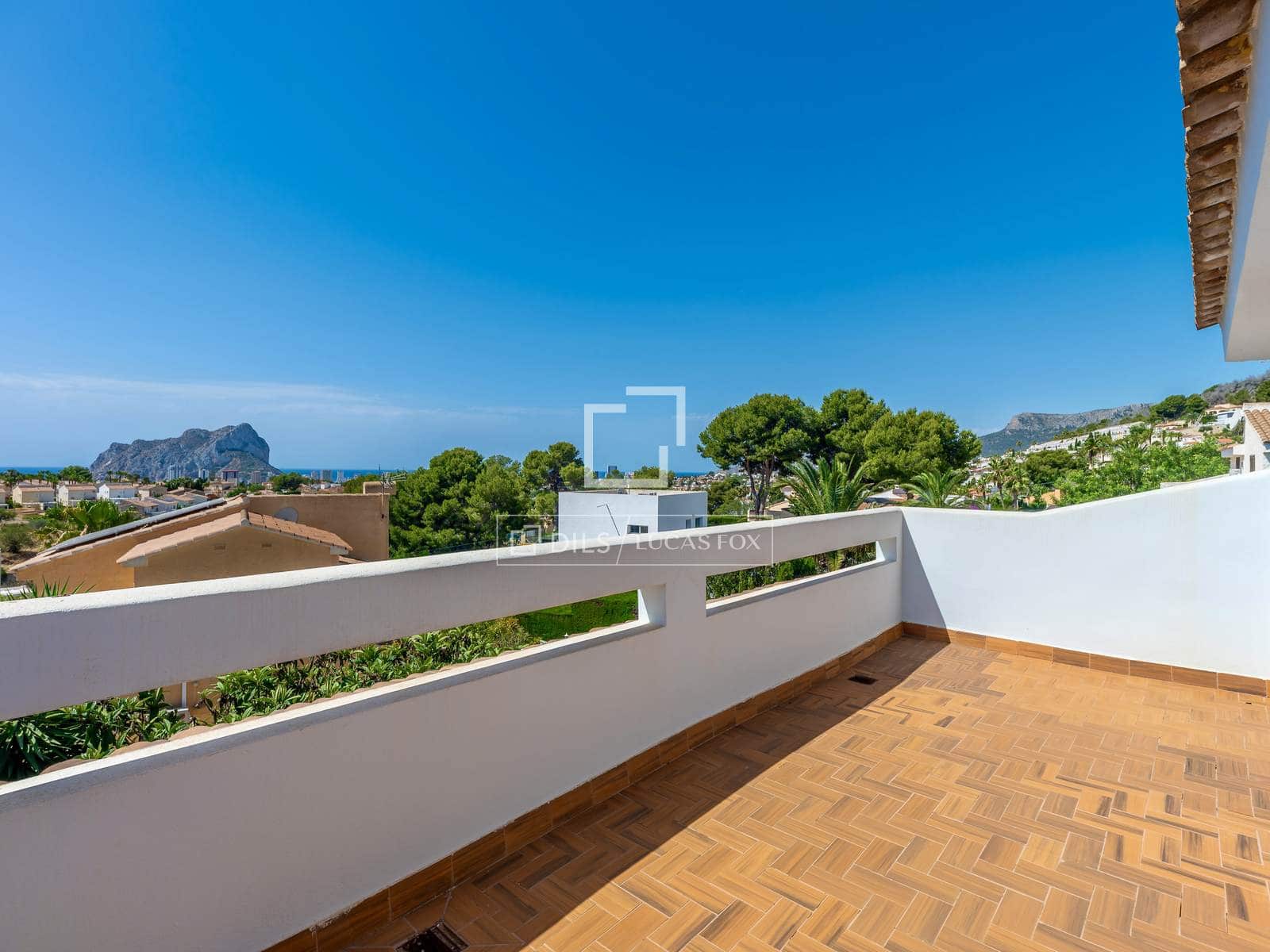 5 slaapkamer Villa te koop in Calpe / Calp met zwembad garage - € 850.000 (Ref: 9918876)