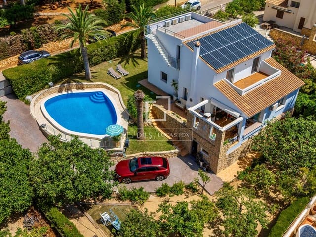 5 slaapkamer Villa te koop in Calpe / Calp met zwembad garage - € 850.000 (Ref: 9918876)