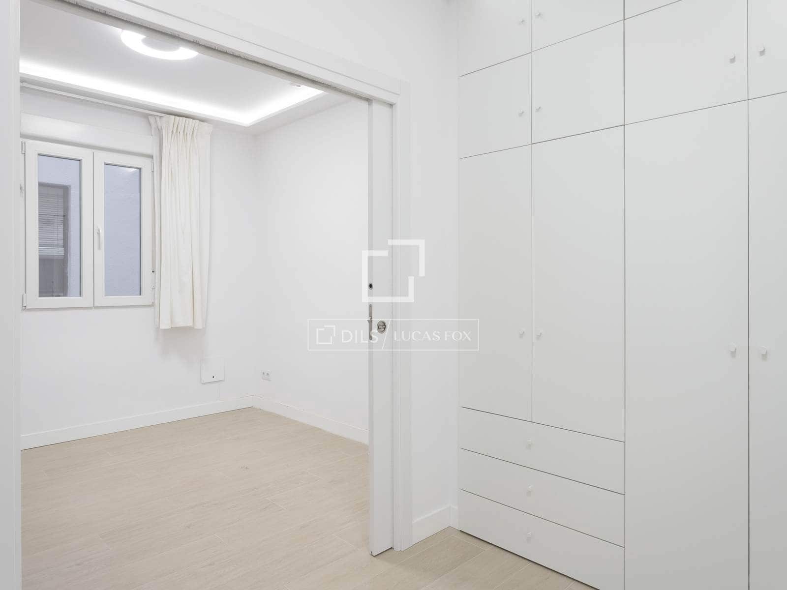 Appartement de 2 chambres à louer à Madrid ville - 1 750 € (Ref: 9918974)