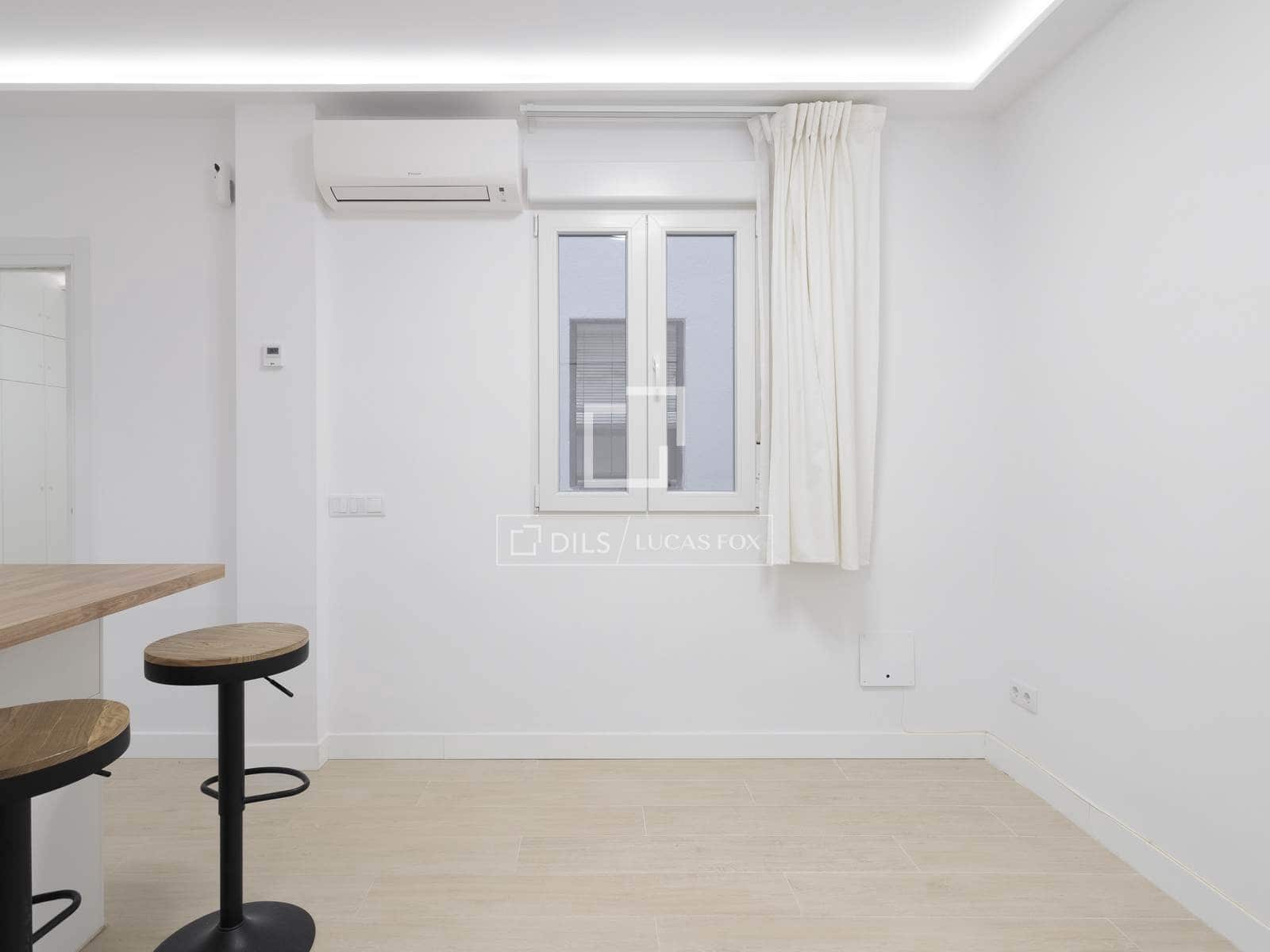 Appartement de 2 chambres à louer à Madrid ville - 1 750 € (Ref: 9918974)