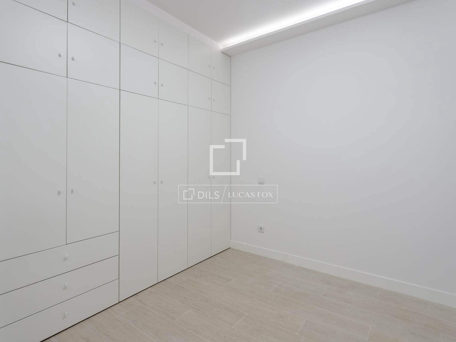 Appartement de 2 chambres à louer à Madrid ville - 1 750 € (Ref: 9918974)