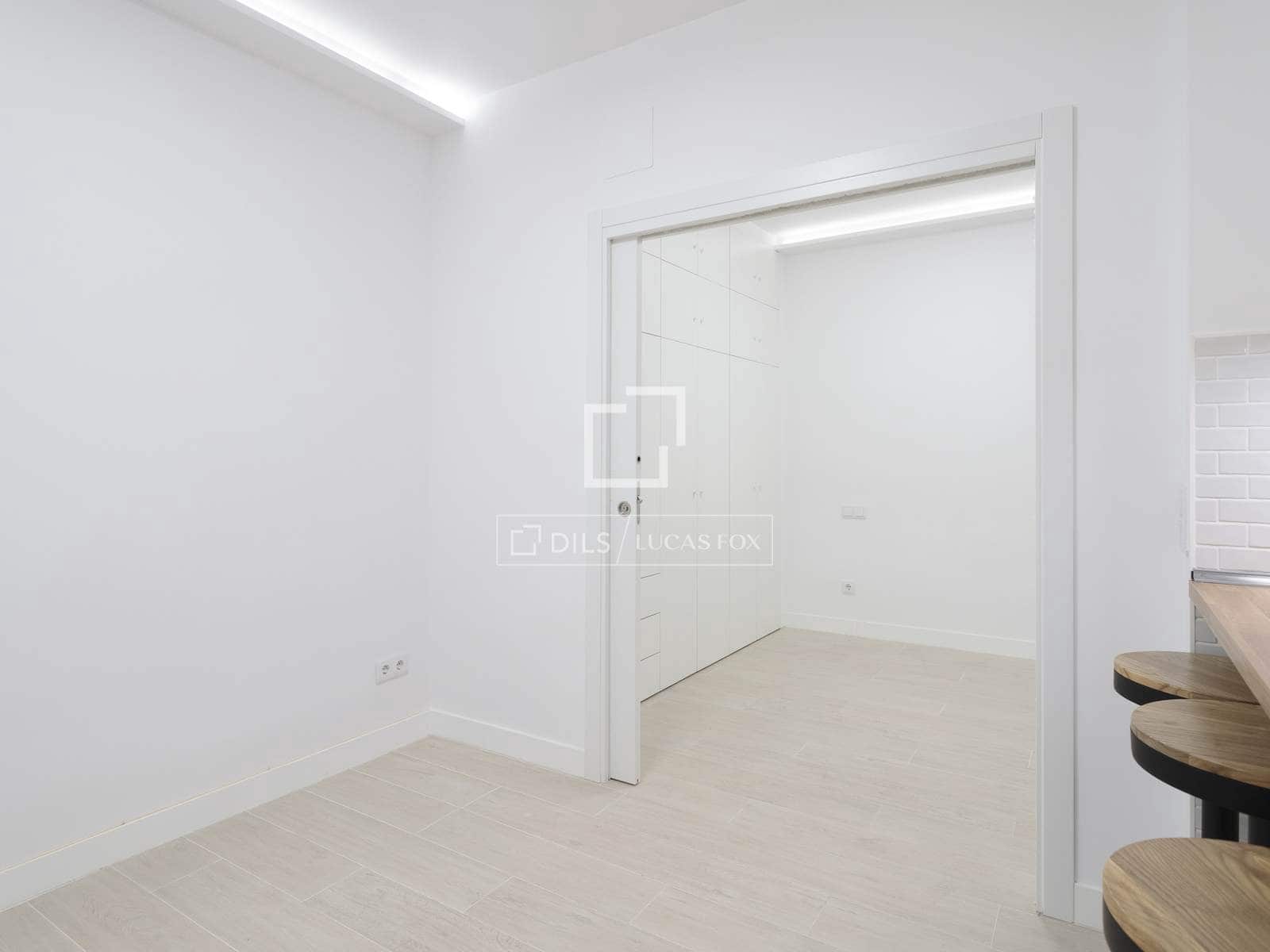 Appartement de 2 chambres à louer à Madrid ville - 1 750 € (Ref: 9918974)