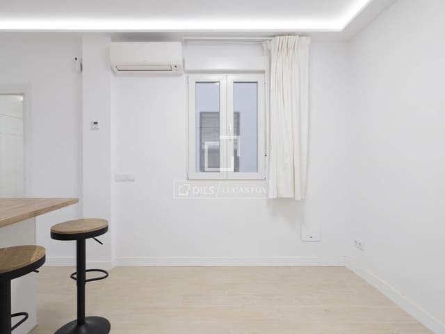 Appartement de 2 chambres à louer à Recoletos, Madrid ville - 1 750 € (Ref: 9918974)