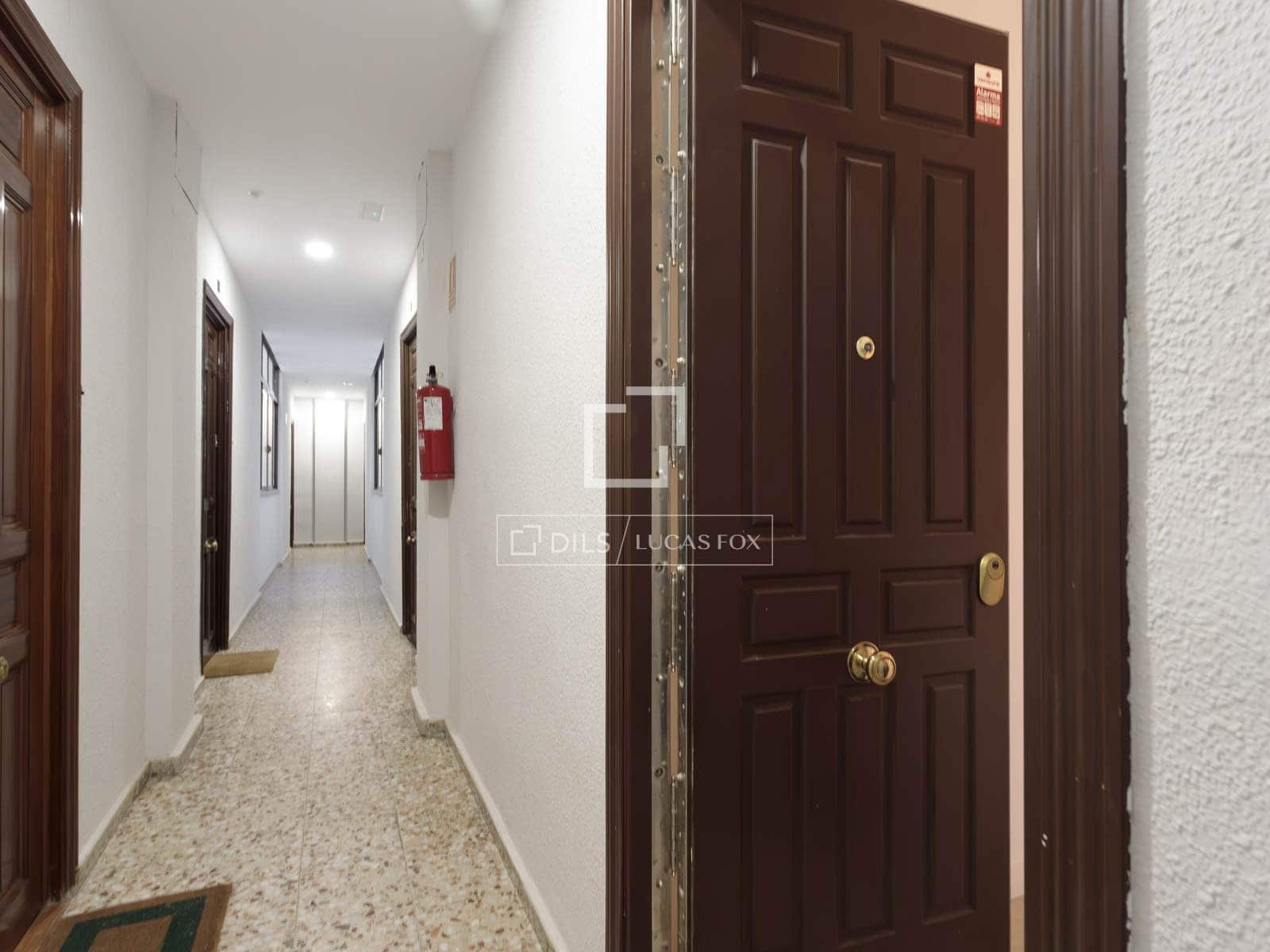 Appartement de 2 chambres à louer à Madrid ville - 1 750 € (Ref: 9918974)