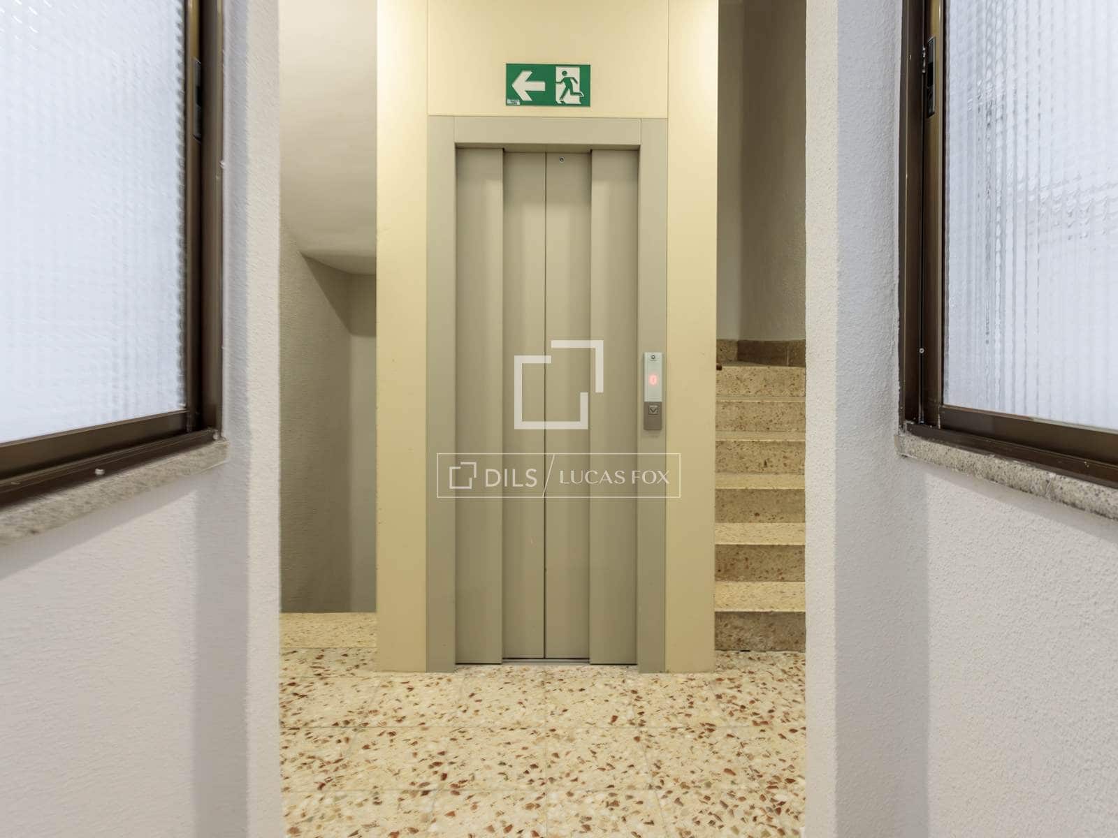 Appartement de 2 chambres à louer à Madrid ville - 1 750 € (Ref: 9918974)