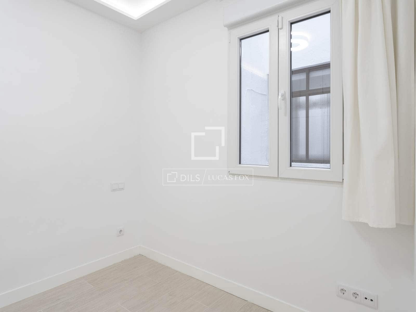 Appartement de 2 chambres à louer à Madrid ville - 1 750 € (Ref: 9918974)